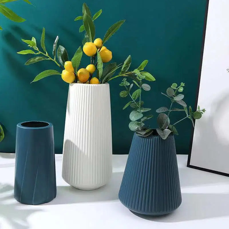 Vase nordique à rainures