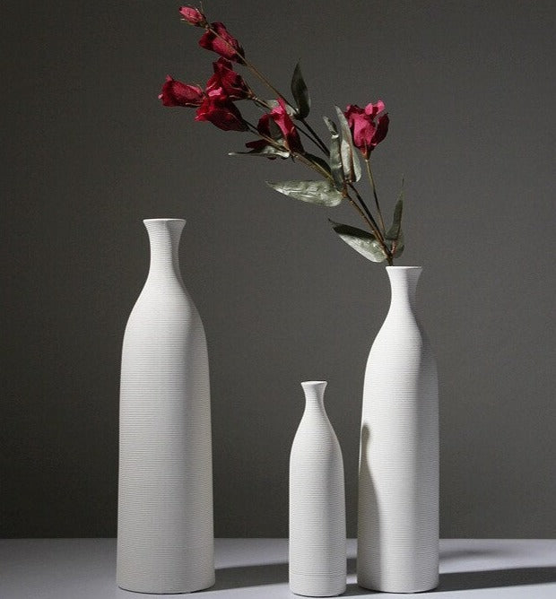 Vase moderne strié